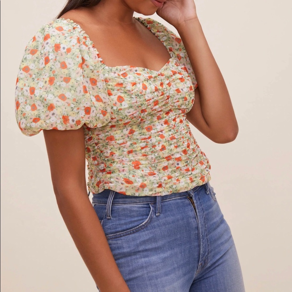 TENLEY FLORAL RUCHED TOP